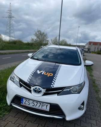 Toyota Auris cena 39500 przebieg: 390000, rok produkcji 2014 z Szczecin małe 16